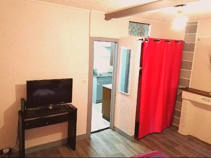 Appartement T1 Bis Quartier Du Chateau De Pau Kültér fotó